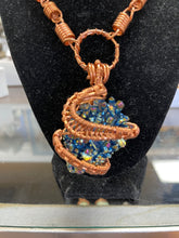 Load image into Gallery viewer, Titanium Aura Quartz Copper Crystal Necklace